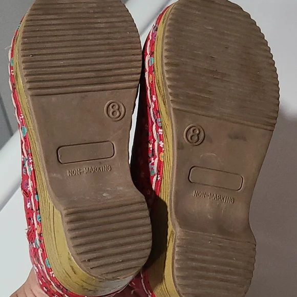 Oshkosh adorable boots